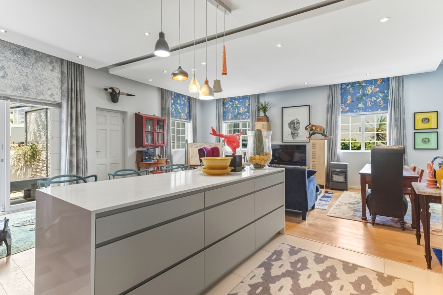 2 Bedroom Property for Sale in Woodstock Western Cape